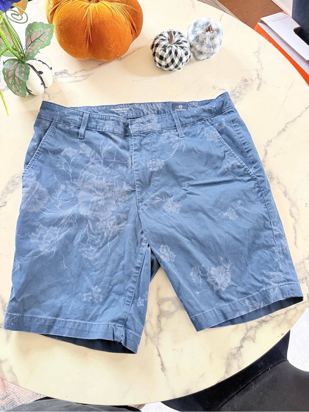 Men's Blue Floral Flat Front Cotton Shorts